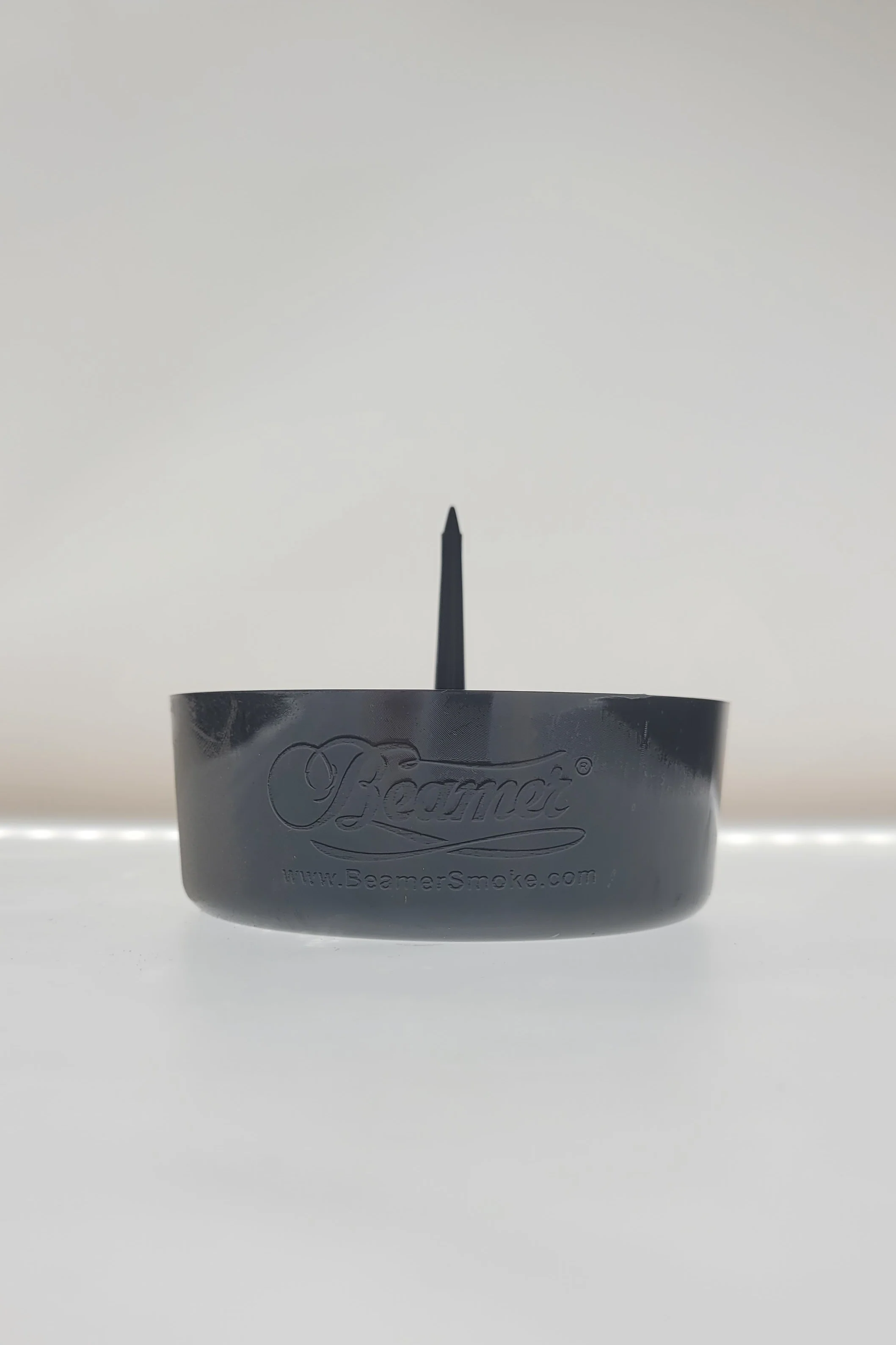 Beamer - Plastic DePiper Ashtray 4" Diameter - Image 3