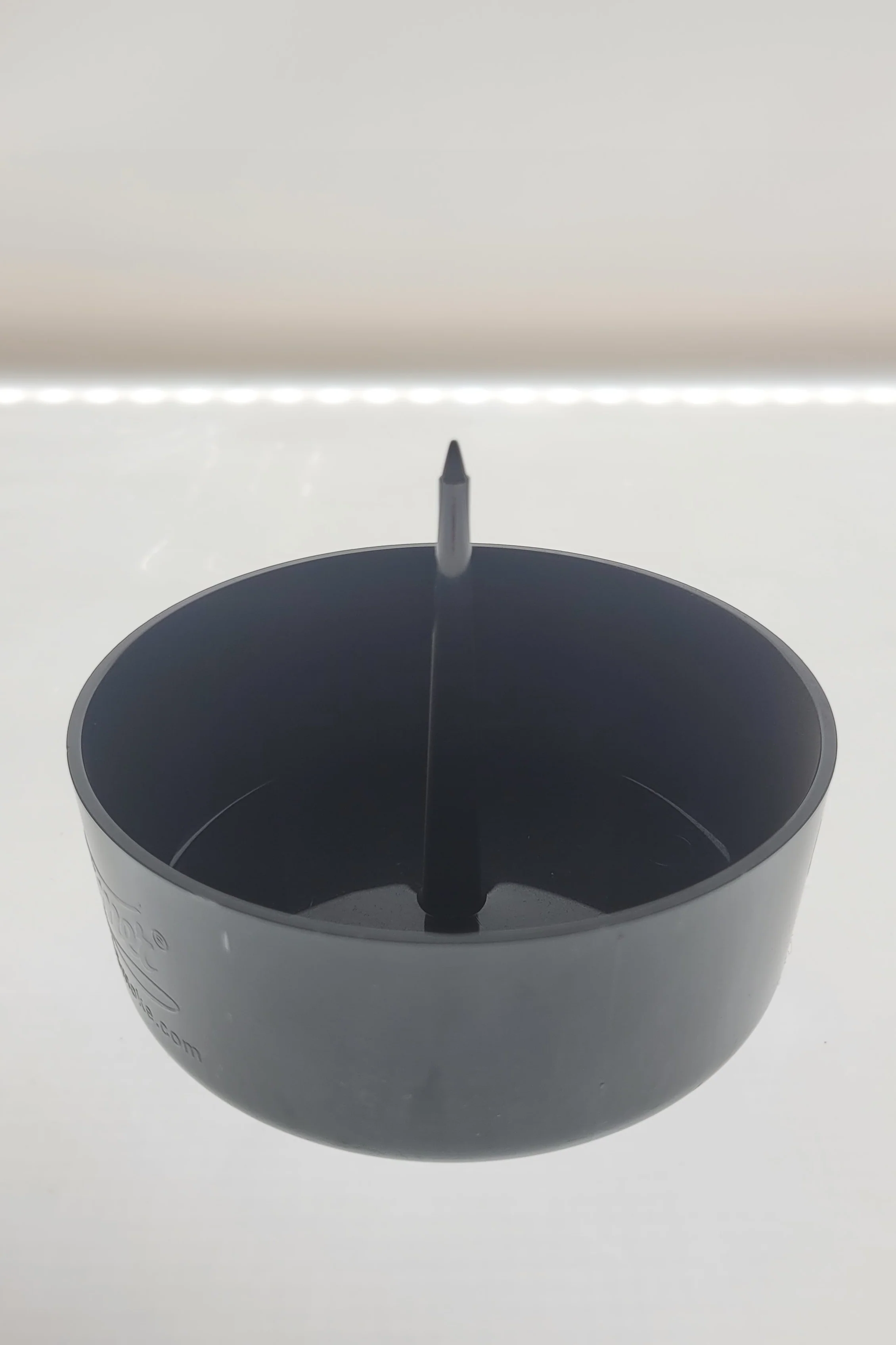 Beamer - Plastic DePiper Ashtray 4" Diameter - Image 6