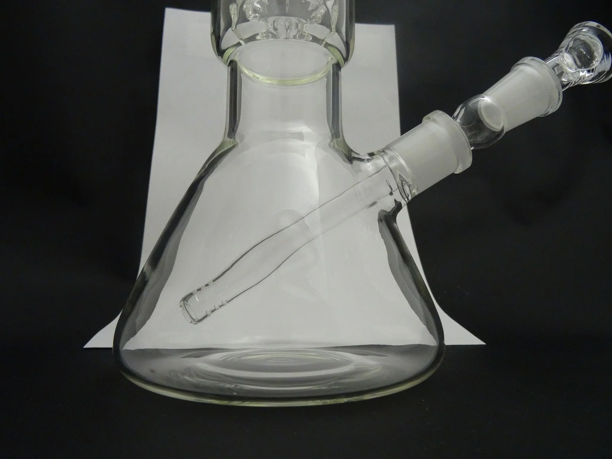 TAG - 19" Double Interior Showerhead Beaker Bong - 18/18MM Downstem - Image 2