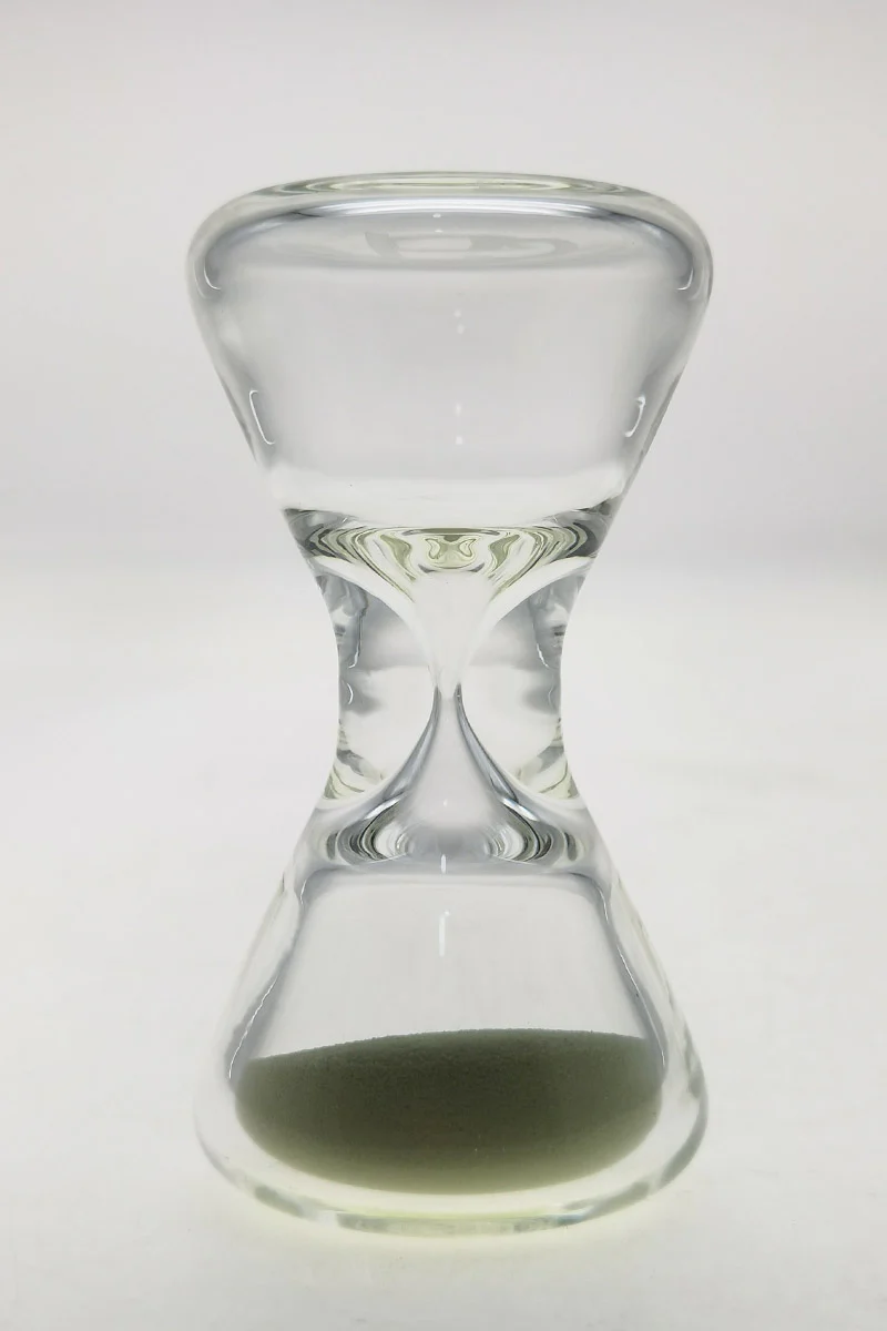 TAG - 3.5" Hour Glass with Glow in the Dark Sand - Image 27