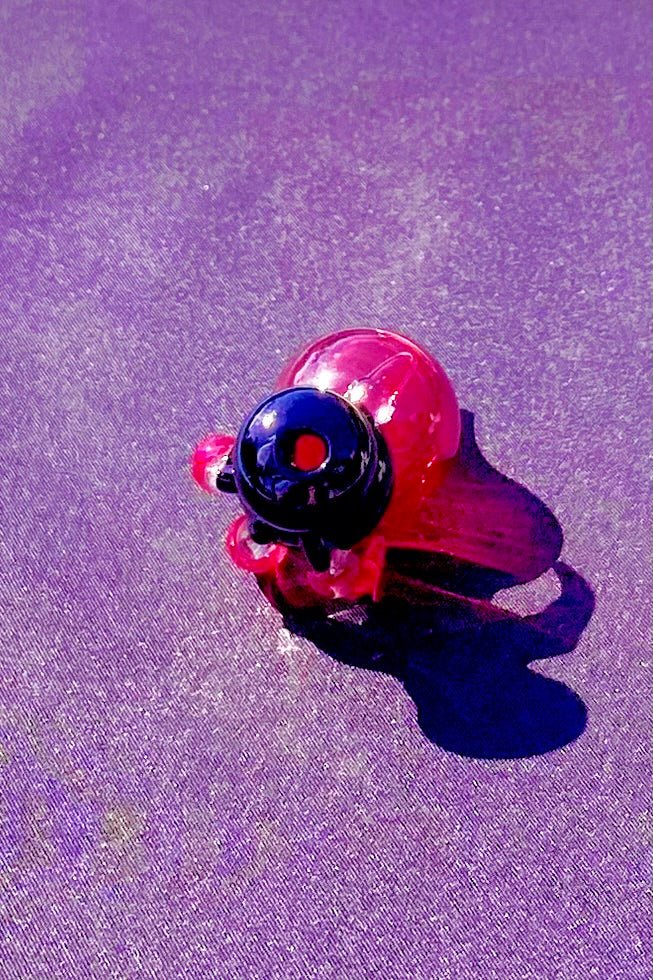 The Glass Cure - 8.50" Georgia Bulldogs Dragon Claw Bubbler (10MM Female) (420g) - Image 6